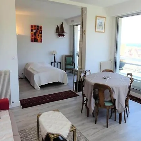 Les Flots Apartamento *